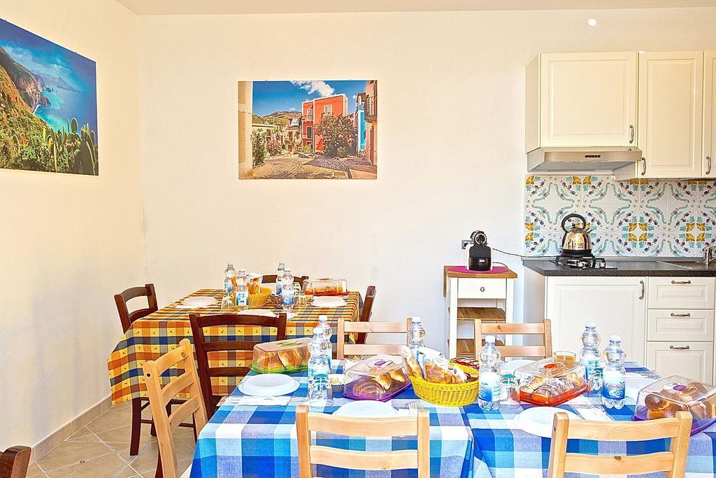 Il Veliero Blu B&B Lipari Centro Exteriör bild