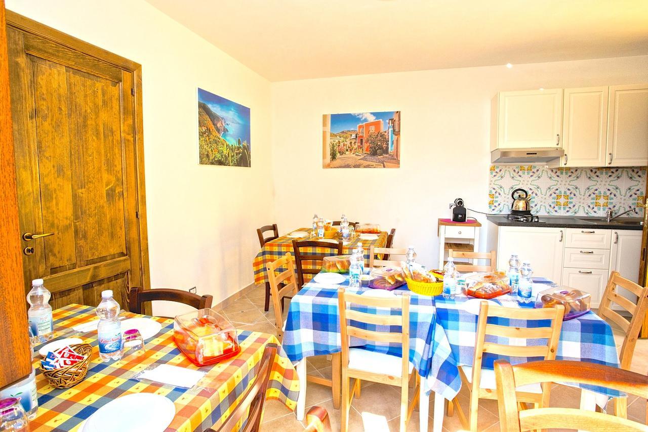 Il Veliero Blu B&B Lipari Centro Exteriör bild